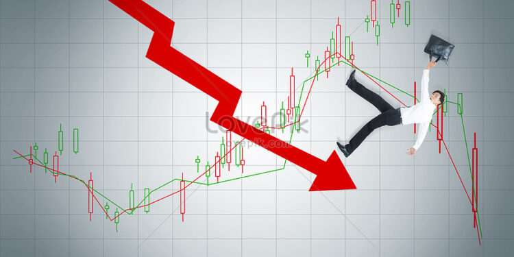Turnover Declines on a Reduced Volume of Transactions 1 5921.jpg wh860
