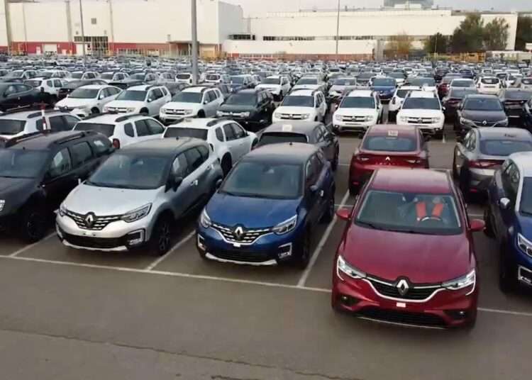 Renault Group's Worldwide Sales Amounted To 1,000,199 Units In H1 2022 1 Renault Group's Worldwide Sales Amounted To 1,000,199 Units In H1 2022