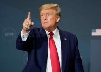 Ex Prez Donald Trump Declines to Answer Questions from Investigators