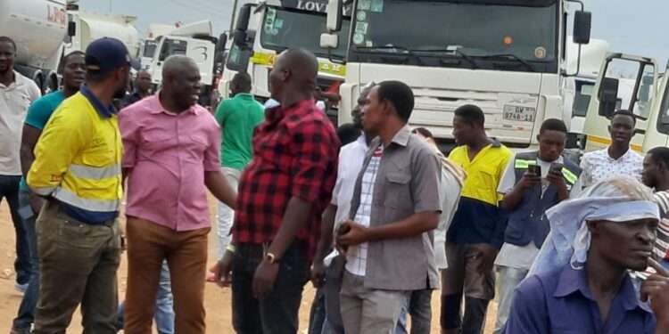 The national fuel tanker drivers’ unions in the country have revealed that they will meet with the National Petroleum Authority and service provider on August 8 to deliberate on matters concerning their operation.