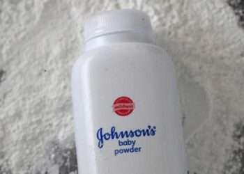 Johnson & Johnson (J&J) has expressed its intent to stop making and selling its talc-based baby powder around the world from next year and transition to an all cornstarch based product.