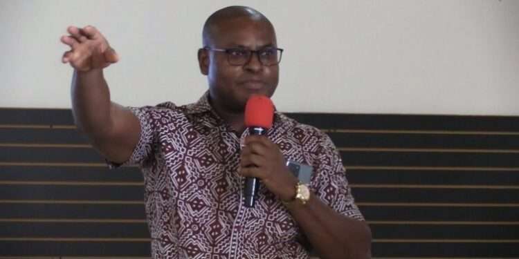 Communications Director of the New Patriotic Party (NPP), Richard Ahiagbah, has revealed that the country has no need for quick fix but a long-term sustained economic policy.