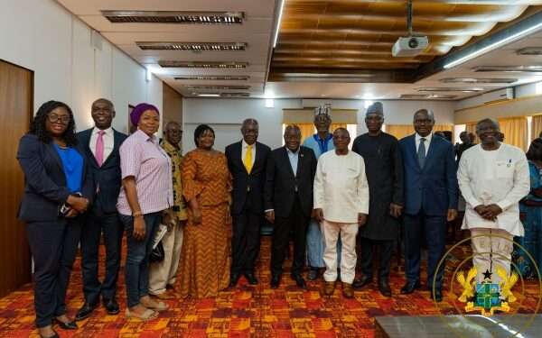 Cedi Appreciating Against The Dollar- Forex Bureau Association 1 The President of the Forex Bureau Association of Ghana, K. T. Dadzie, has disclosed that the exchange rates have reacted positively, with an appreciation of the cedi, following ongoing engagements between government and key stakeholders.