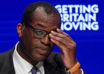UK: Kwasi Kwarteng Faces Dismissal As UK Chancellor 8 Britain's finance minister, Kwasi Kwarteng, faces possible dismissal from office.
