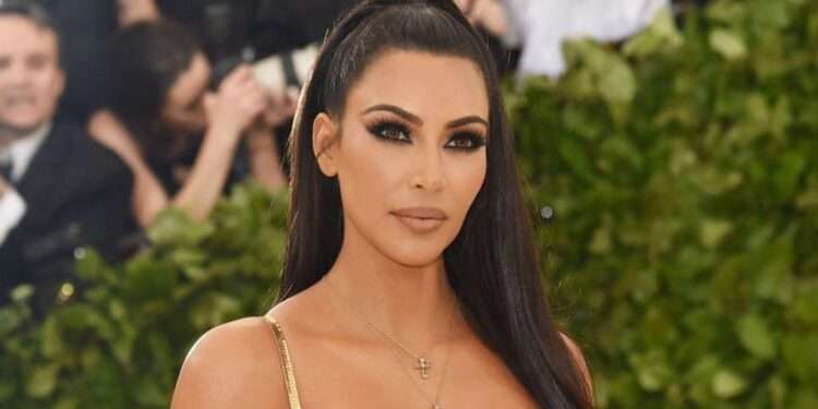 Kim Kardashian Pays $1.26m Over Crypto 'Pump And Dump' 1 Kim Kardashian has been slapped with a $1.26m fine for advertising EthereumMax on her Instagram page.