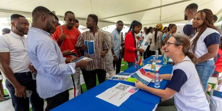 Ghanaians Studying In US Higher Educational Institutions Up By 16% In 2021/22 Academic Year 1 Ghanaians Studying In US Higher Educational Institutions Up By 16% In 2021/22 Academic Year