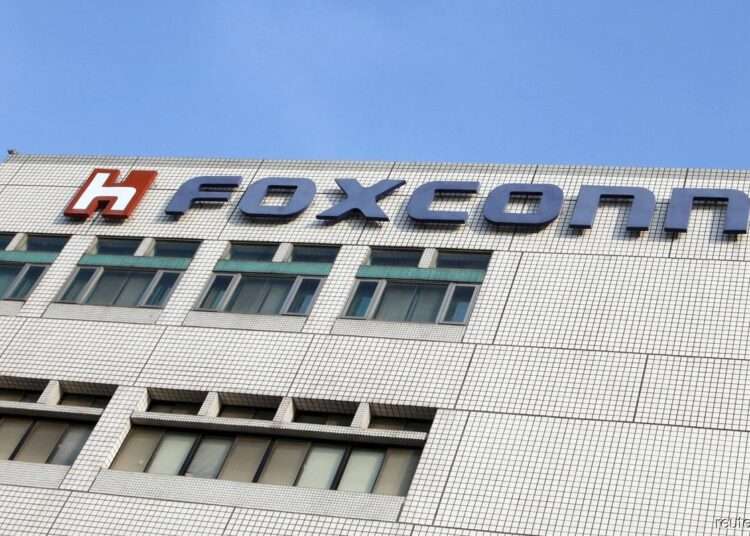 Foxconn Apologizes For Pay-related Disputes 1 FFOXCONN