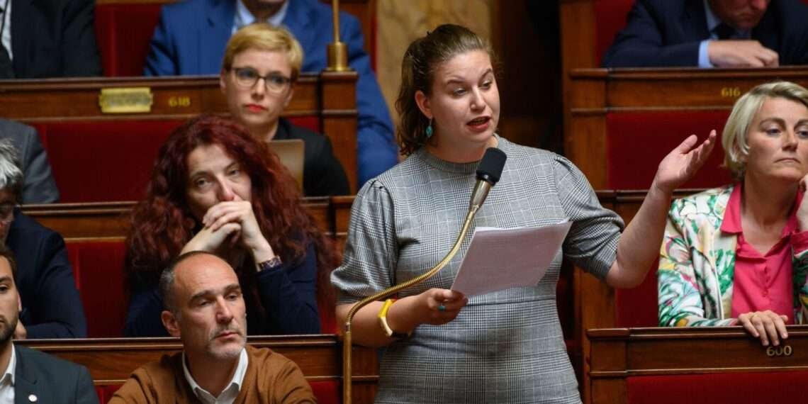 <strong>French Vote For Right To Abortion In Constitution</strong> 1 France vote for abortion rights to be included in their constitution.