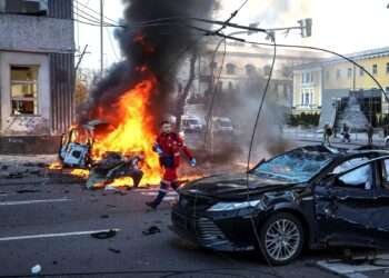 Attack on Kyiv as G20 meeting goes on.