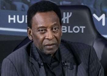 Brazil’s Pele Dies At 82