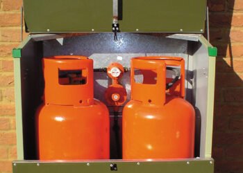 The Decline in LPG Consumption Dangerous for Ghana; Take off 15% tax– LPG Marketers Association 4 The Decline in LPG Consumption Dangerous for Ghana; Take off 15% tax– LPG Marketers Assoc.