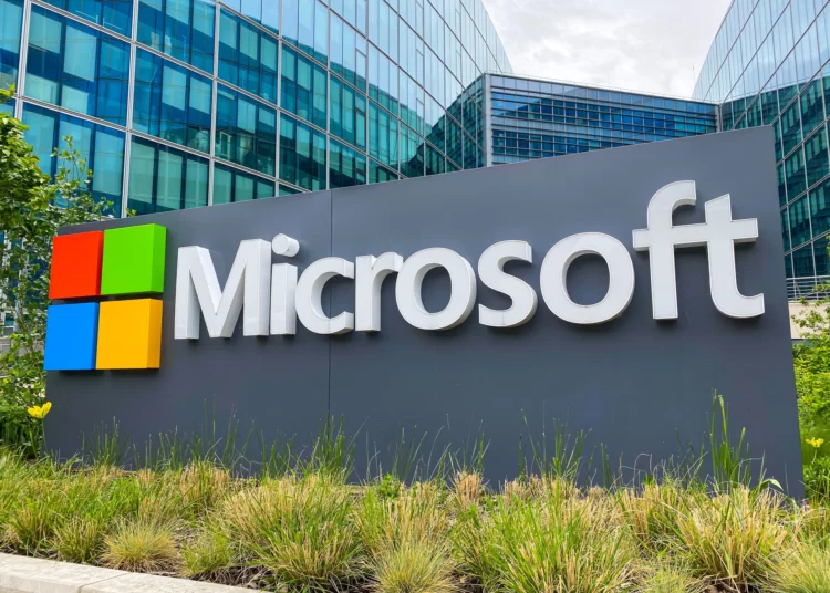 Tech Sector Job Cuts: Microsoft Announces Downsizing 10,000 Staff 1 Microsoft