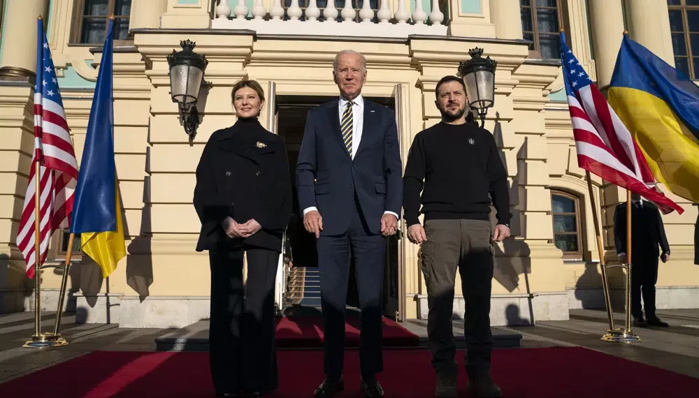 <strong>Biden Makes</strong><strong> Unannounced Visit To Ukraine Ahead Of War Anniversary</strong> 1 President Joe Biden, center, poses with Ukrainian President Volodymyr Zelenskyy, right, and Olena Zelenska, left, spouse of President Zelenskyy, at Mariinsky Palace during an unannounced visit in Kyiv, Ukraine, Monday, Feb. 20, 2023.