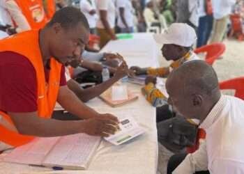 Cocoa Farmers in Côte d’Ivoire Get Electronic Cards to Track the Cocoa Beans to Ensure Fair Prices
