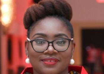 I Worked As Sales Girl – CEO Charterhouse Recounts 2 I Worked As Sales Girl – CEO Charterhouse Recounts