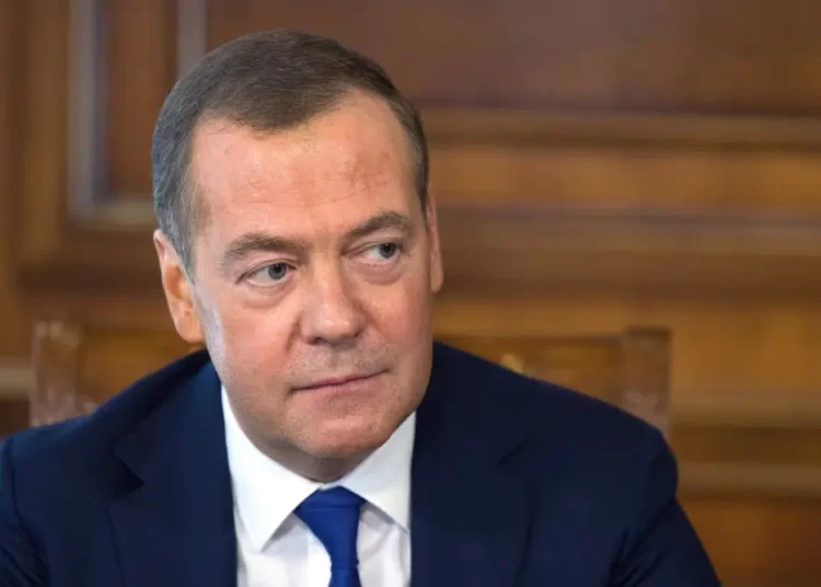 Medvedev Rules Out Negotiations With Ukraine 1 Medvedev Downplays US-Ukraine Mineral Deal