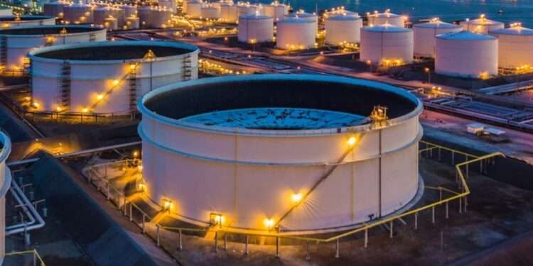 Crude Oil Prices Drop By US$4 As Banking Fears in US Rattle Markets 1 Crude Oil Prices Drops By US$4 As Banking Fears in US Rattle Markets