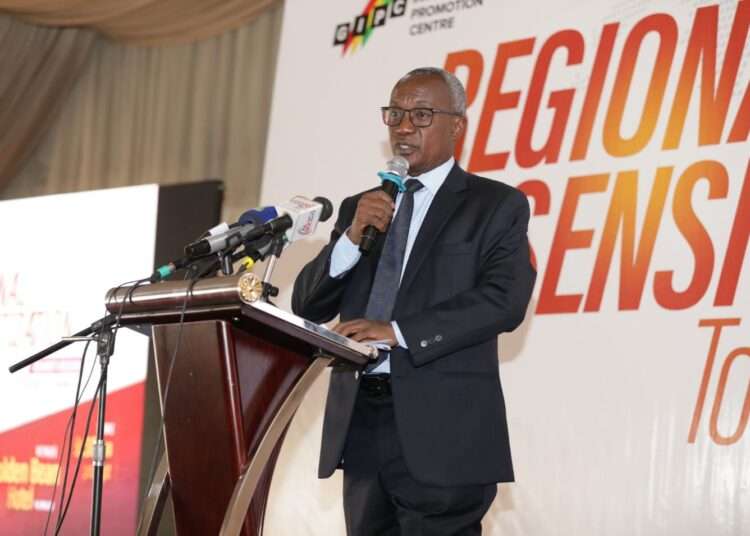Support Domestic and Foreign Investors to Promote Growth and Create Jobs- GIPC Urges Ministries and Agencies 1 Director of Investment Services GIPC Edward Ashong Lartey 1