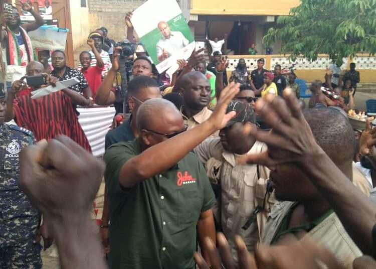 Mahama on his 3 day tour