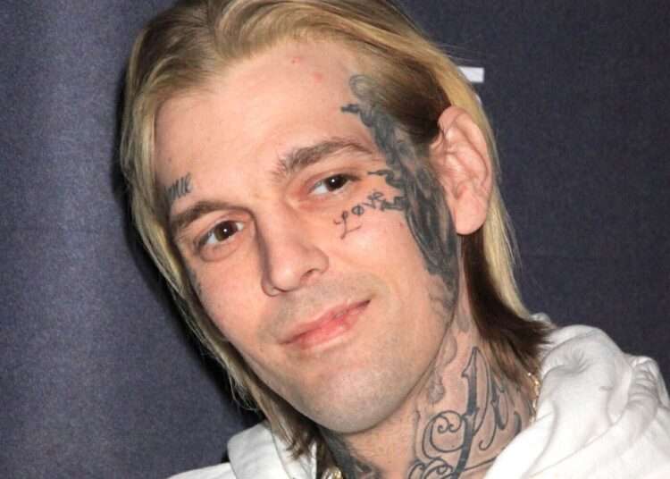 Aaron Carter Drowned In His Bathtub 1 The late Aaron Carter