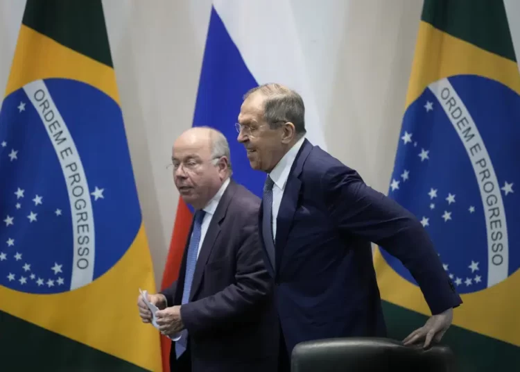 <strong>Russia Wants To End The War- Lavrov</strong> 1 Brazil Foreign Minister, Mauro Vieira(left) and Russia Foreign Minister, Sergei Lavrov.