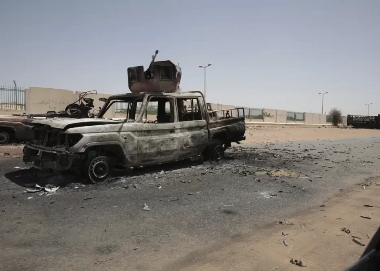 <strong>Military Committed To Civilian Rule, Gen. Burhan Declares</strong> 1 Car burnt as result of intense fighting