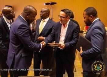 Partner Ghana To Build Robust Integrated Aluminium Industry- Lands Minister Urges Investors 1 lands