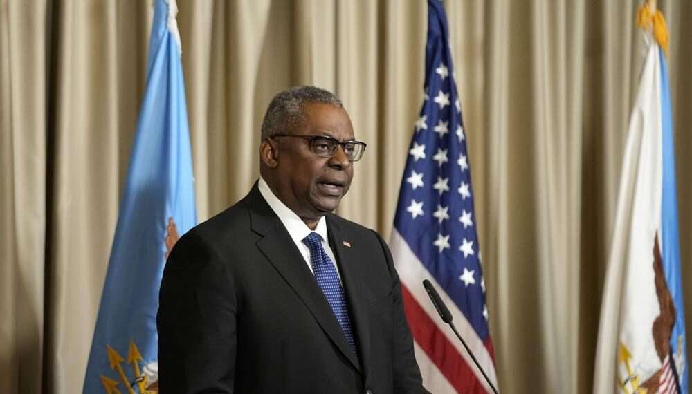 U.S To Start Training Ukrainian Forces On How To Use And Maintain Abrams Tanks