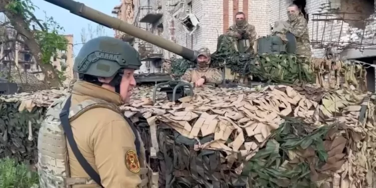 Wagner Troops Withdrawing From Bakhmut- Yevgeny Prigozhin 1 Yevgeny Prigozhin speaks to Wagner soldiers in Bakhmut.