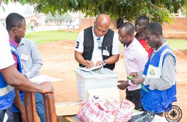 Ablakwa Serving as a polling agent in Kumawu