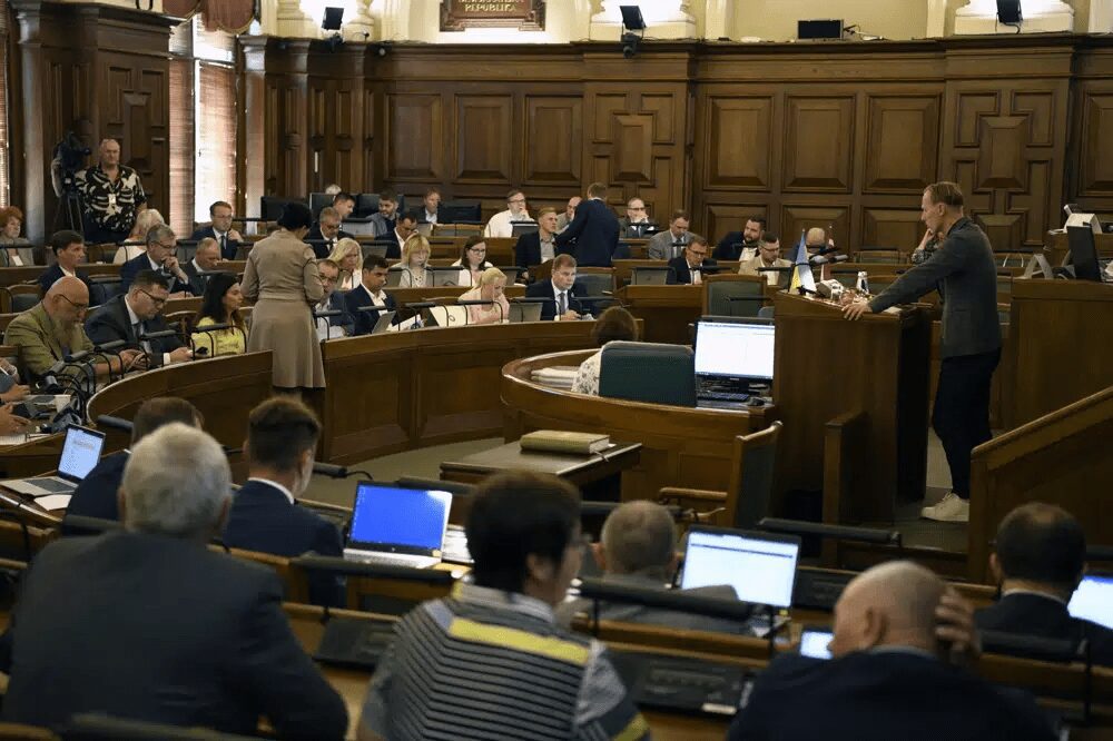 Latvian Lawmakers Select Foreign Minister As New President 2 bo396rim