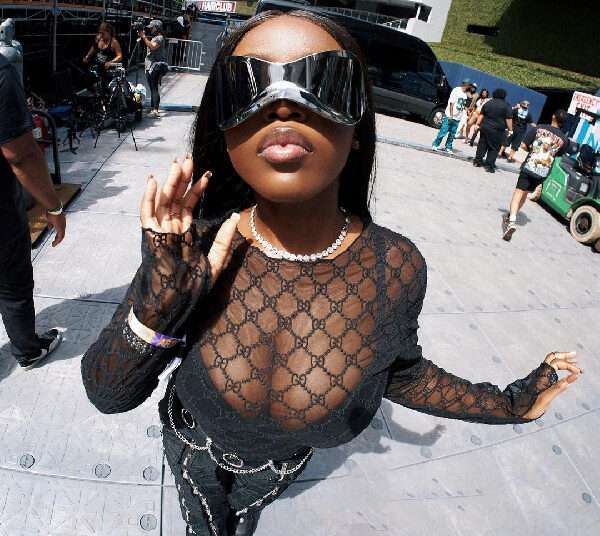 Gyakie Captivates Fans With Her Outfit And Performance At Afronation Miami 1 Gyakie