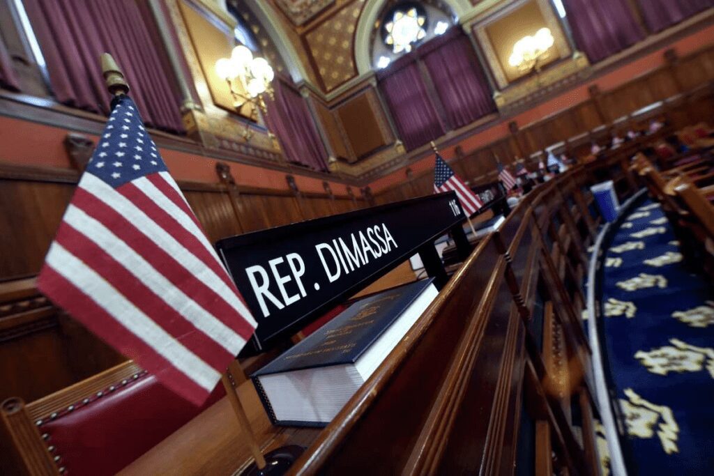 Former Connecticut Lawmaker Sentenced For Stealing Coronavirus Aid 2 hvqcad17