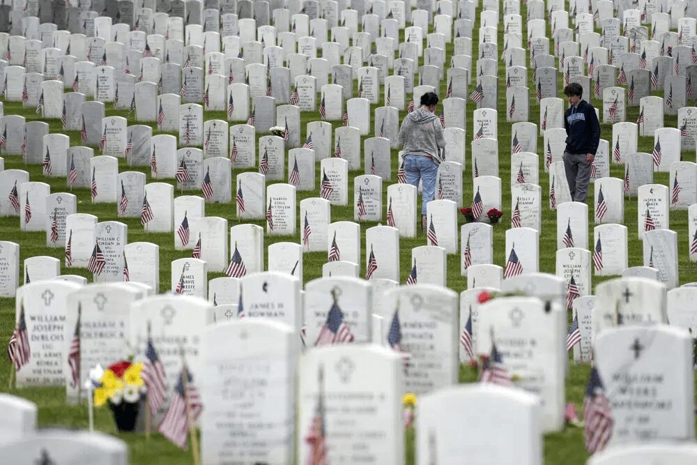 Biden Lauds Sacrifice Of U.S Troops In Memorial Day Speech 3 z5eyhqpl