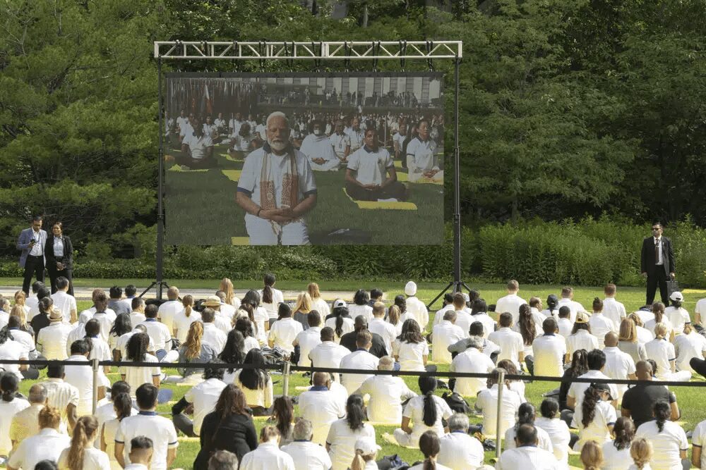 Modi Leads International Yoga Day Commemoration At UN Headquarters 4 8h56bz2f