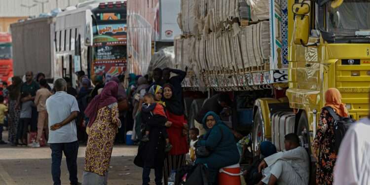 Civilians continue to flee sudan, as post ceasefire clashes resume.