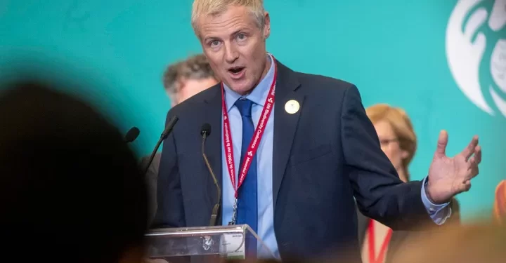 Lord Zac Goldsmith Resigns, Sunak Confirms.