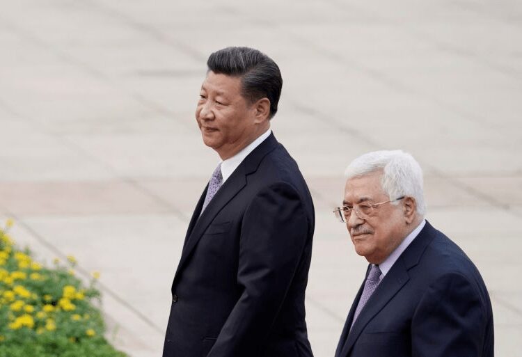 Chinese President, Xi Jinping(left) and Palestinian President Mahmoud Abbas.