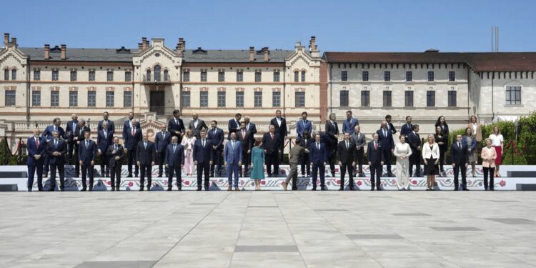 Second EPC Summit Begins, Zelenskyy Urges For More Western Military Aid To Ukraine 1 Leaders pose for a group photo during the European Political Community Summit at the Mimi Castle in Bulboaca, Moldova, Thursday, June 1, 2023.