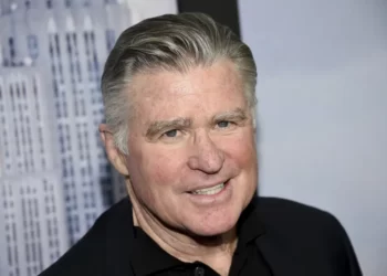 ‘Hair,’ ‘Everwood’ Actor Treat Williams Killed In Vermont Motorcycle Crash 1 Actor Treat Williams died Monday, June 12, 2023, after a motorcycle crash in Vermont