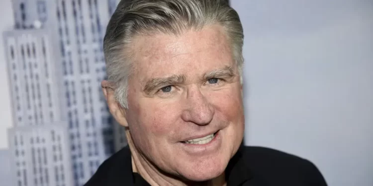 ‘Hair,’ ‘Everwood’ Actor Treat Williams Killed In Vermont Motorcycle Crash 1 Actor Treat Williams died Monday, June 12, 2023, after a motorcycle crash in Vermont
