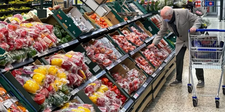 UK supermarket food prices up by more than 25% in two years, says Which?.
