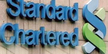 Standard Chartered Bank Profit Defies Revenue Pressure