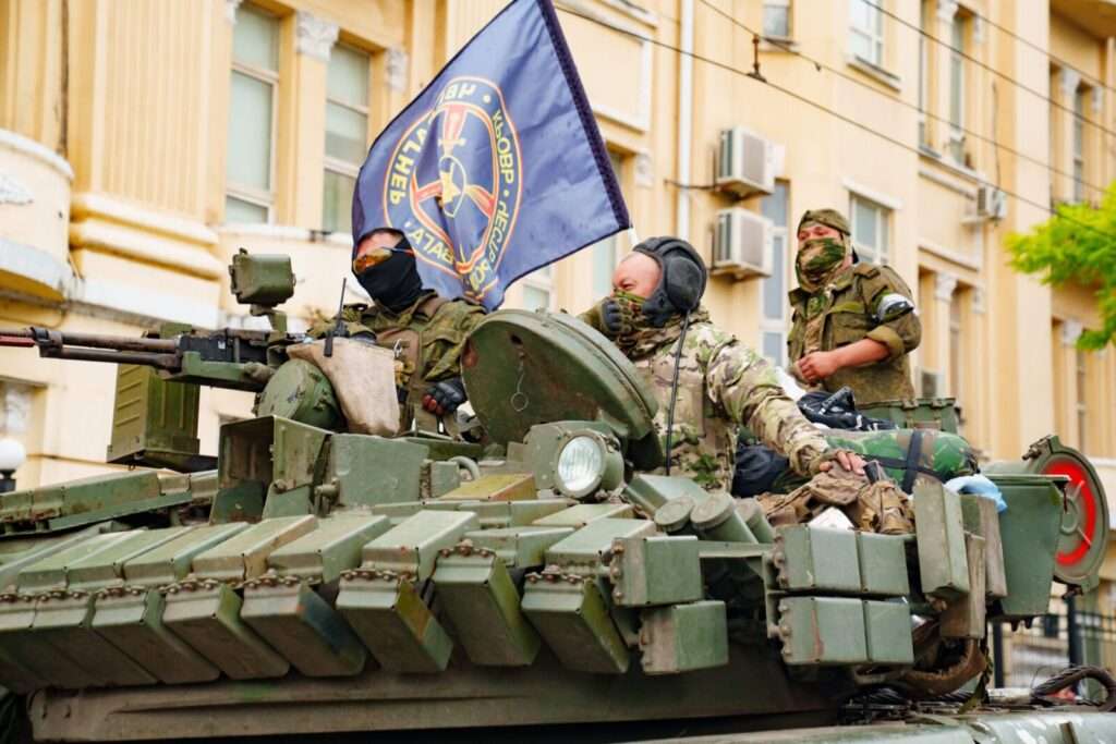 UK Intelligence Service Recruits Russian Spies 3 Wagner troops in Rostov On Dov