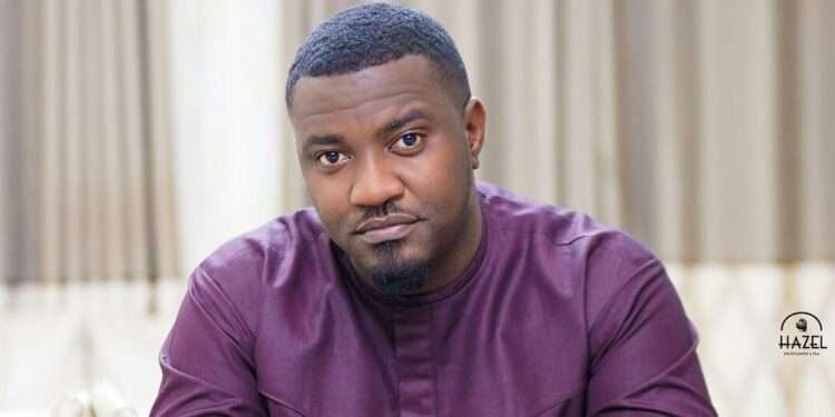 John Dumelo