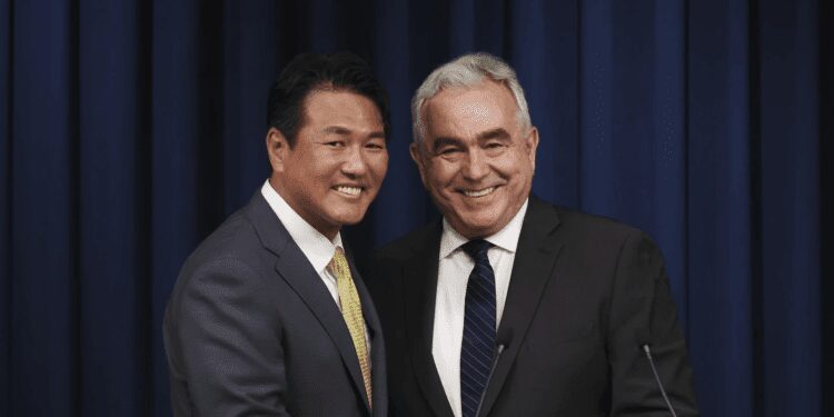 South Korean Deputy National Security Director Kim Tae-hyo, left, and U.S. National Security Coordinator for Indo-Pacific Affairs, Kurt Campbell.