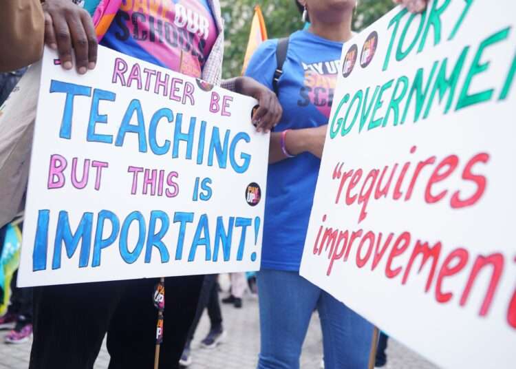 NEU Accepts Government’s Pay Offer 1 NEU accepts pay deal to end England school strikes