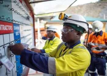 AngloGold Ashanti Warns Shareholders to Expect Considerable Decline in Earnings 1 AngloGold Ashanti Warns Shareholders to Expect Considerable Decline in Earnings