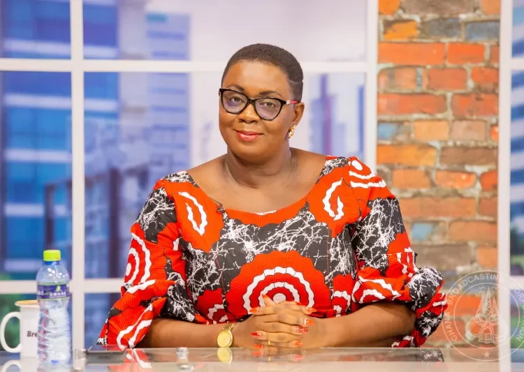 Ellen Ama Daaku