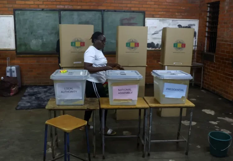 Zimbabweans head to the polls to select their leaders for a five-year mandate.
